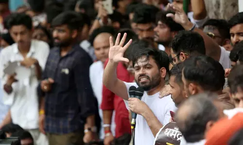 സിജെപി പ്രക്ഷോഭത്തിന് താൽക്കാലിക വിരാമം; കുടുംബത്തോടൊപ്പം ആഘോഷങ്ങളിൽ പങ്കുചേരാൻ ആഹ്വാനം ചെയ്ത് അഭിജീത് ദീപ്കെ
