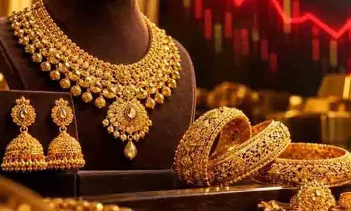 സ്വർണം 77 ദിവസത്തെ ഏറ്റവും കുറഞ്ഞ വിലയിൽ; ഇന്നലെ കുറഞ്ഞത് രണ്ടുതവണ സ്വർണം 77 ദിവസത്തെ ഏറ്റവും കുറഞ്ഞ വിലയിൽ; ഇന്നലെ കുറഞ്ഞത് രണ്ടുതവണ
