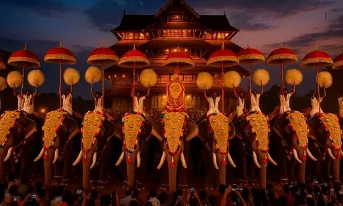 പൂരം കലക്കൽ: തിരുവമ്പാടി ദേവസ്വം ഭാരവാഹികളടക്കം എട്ട് പേർ പ്രതിപ്പട്ടികയിൽ, അന്വേഷണ റിപ്പോർട്ട് സർക്കാറിന് കൈമാറി പൂരം കലക്കൽ: തിരുവമ്പാടി ദേവസ്വം ഭാരവാഹികളടക്കം എട്ട് പേർ പ്രതിപ്പട്ടികയിൽ, അന്വേഷണ റിപ്പോർട്ട് സർക്കാറിന് കൈമാറി
