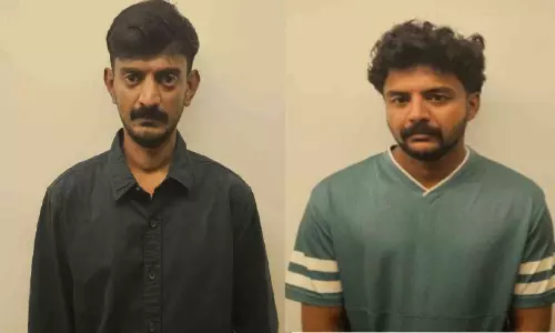 വിൽപനക്കിടെ എം.ഡി.എം.എയുമായി രണ്ട് യുവാക്കൾ പിടിയിൽ വിൽപനക്കിടെ എം.ഡി.എം.എയുമായി രണ്ട് യുവാക്കൾ പിടിയിൽ