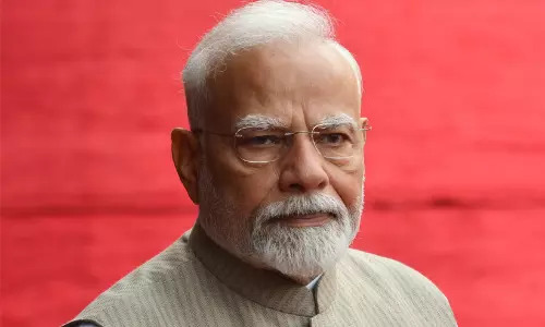 മോദിയുടെ ചിത്രത്തിൽ ചവിട്ടിയെന്ന്; എംഎസ്എഫ്, എസ്എഫ്ഐ പ്രവർത്തകർക്കെതിരെ കേസെടുത്ത് പൊലീസ് മോദിയുടെ ചിത്രത്തിൽ ചവിട്ടിയെന്ന്; എംഎസ്എഫ്, എസ്എഫ്ഐ പ്രവർത്തകർക്കെതിരെ കേസെടുത്ത് പൊലീസ്