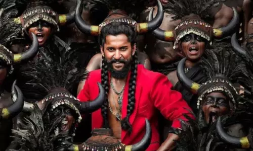 വെട്ടലും തിരുത്തലുമായി നാനിയുടെ ‘ദ പാരഡൈസ്’ ഒ.ടി.ടിയിൽ: ട്രോളായ ഡാൻസ് വെട്ടി വൻ മാറ്റങ്ങളോടെ ചിത്രം നെറ്റ്ഫ്ലിക്സിൽ വെട്ടലും തിരുത്തലുമായി നാനിയുടെ ‘ദ പാരഡൈസ്’ ഒ.ടി.ടിയിൽ: ട്രോളായ ഡാൻസ് വെട്ടി വൻ മാറ്റങ്ങളോടെ ചിത്രം നെറ്റ്ഫ്ലിക്സിൽ
