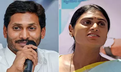 സഹോദരിയുമായി പോര് തുടരുന്നു; അനന്തരവളുടെ വിവാഹത്തിന് വീട് വിട്ടുനൽകാതെ ജഗൻ റെഡ്ഡി സഹോദരിയുമായി പോര് തുടരുന്നു; അനന്തരവളുടെ വിവാഹത്തിന് വീട് വിട്ടുനൽകാതെ ജഗൻ റെഡ്ഡി