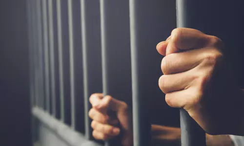 യു.കെയിൽ 13 ലക്ഷം പൗണ്ടിന്‍റെ തട്ടിപ്പ്: ഇന്ത്യൻ വംശജനായ ഫാർമസിസ്റ്റിനും ജീവനക്കാരനും 6 വർഷം തടവുശിക്ഷ