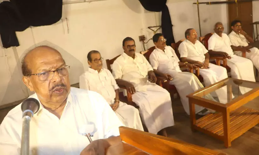 മുതിർന്ന പൗരന്മാരെ അവഗണിക്കുന്ന സമീപനം തിരുത്തണം: ജി. സുധാകരൻ മുതിർന്ന പൗരന്മാരെ അവഗണിക്കുന്ന സമീപനം തിരുത്തണം: ജി. സുധാകരൻ