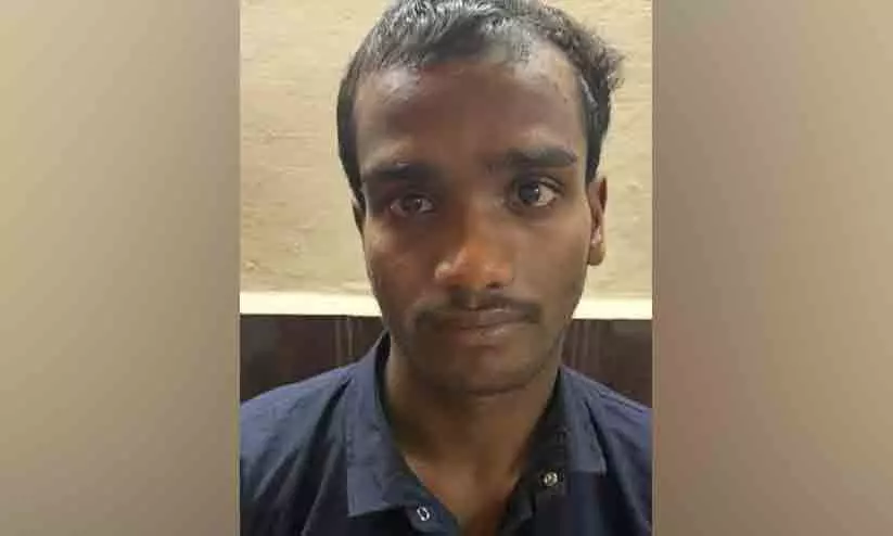 കർണാടക സർക്കാറിന്റെ ആസ്ഥാനം ബോംബിട്ട് തകർക്കുന്ന എ.ഐ വിഡിയോ പങ്കുവെച്ചു; ബംഗളൂരുവിൽ യുവാവ് അറസ്റ്റിൽ കർണാടക സർക്കാറിന്റെ ആസ്ഥാനം ബോംബിട്ട് തകർക്കുന്ന എ.ഐ വിഡിയോ പങ്കുവെച്ചു; ബംഗളൂരുവിൽ യുവാവ് അറസ്റ്റിൽ