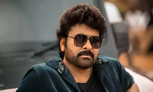 കേരളത്തിൽ നിന്നും വശീകരണപ്പൊടി കൊണ്ടുവന്ന് കേക്കിൽ കലർത്തി കഴിപ്പിച്ചു; അതിര് കടന്ന ആരാധനയെക്കുറിച്ച് ചിരഞ്ജീവി