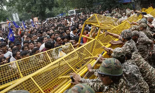 ജന്തർ മന്തർ സംഘർഷം; സുപ്രീംകോടതി സമിതിയുടെ തെളിവെടുപ്പ് 29, 30 തീയതികളിൽ