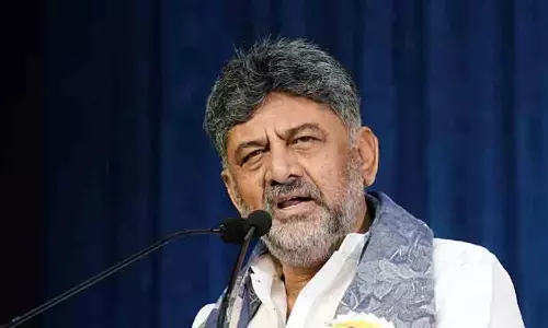 `അഴിമതിക്കാർക്ക് ഇടമില്ല കർണാടക പി.എസ്.സി പരീക്ഷ ചോദ്യപേപ്പർ ചോർന്ന സംഭവത്തിൽ മുതിർന്ന ഐ.എ.എസ് ഉദ്യോഗസ്ഥനെതിരെ നടപടിയെടുക്കാന് സർക്കാറിന്റെ അനുമതി `അഴിമതിക്കാർക്ക് ഇടമില്ല കർണാടക പി.എസ്.സി പരീക്ഷ ചോദ്യപേപ്പർ ചോർന്ന സംഭവത്തിൽ മുതിർന്ന ഐ.എ.എസ് ഉദ്യോഗസ്ഥനെതിരെ നടപടിയെടുക്കാന് സർക്കാറിന്റെ അനുമതി