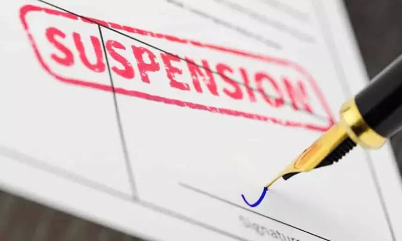 വിവാഹവാഗ്ദാനം നൽകി യുവതിയെ പീഡിപ്പിച്ചു: പൊലീസ് ഉദ്യോഗസ്ഥനെതിരെ നടപടി വിവാഹവാഗ്ദാനം നൽകി യുവതിയെ പീഡിപ്പിച്ചു: പൊലീസ് ഉദ്യോഗസ്ഥനെതിരെ നടപടി
