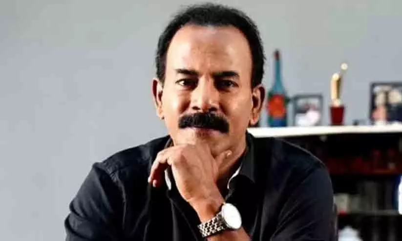 വിരമിച്ച സൈനികരുടെ അന്തസ്സിന് കോട്ടം സംഭവിക്കരുത്, അഭിമുഖങ്ങളും പ്രസ്താവനകളും പരിശോധിക്കണം; മേജർ രവിക്കെതിരെ എക്സ്-സർവീസ്മെൻ അസോസിയേഷൻ വിരമിച്ച സൈനികരുടെ അന്തസ്സിന് കോട്ടം സംഭവിക്കരുത്, അഭിമുഖങ്ങളും പ്രസ്താവനകളും പരിശോധിക്കണം; മേജർ രവിക്കെതിരെ എക്സ്-സർവീസ്മെൻ അസോസിയേഷൻ