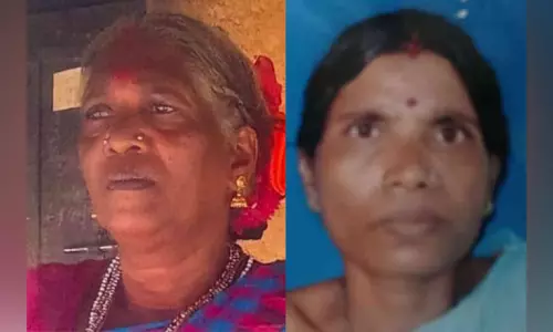 മാ​ങ്കു​ള​ത്ത് ഉ​ണ​ക്ക​മ​രം വീ​ണ് ര​ണ്ട്; സ്ത്രീ​ത്തൊ​ഴി​ലാ​ളി​ക​ൾ​ക്ക് ദാ​രു​ണാ​ന്ത്യം