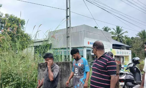 പകൽ ആക്രി പെറുക്കൽ, രാത്രിയിൽ മോഷണം; റെയിൽവേ സിഗ്നൽ കേബിൾ മോഷ്ടിച്ച ആറംഗ അസം സ്വദേശികൾ പിടിയിൽ