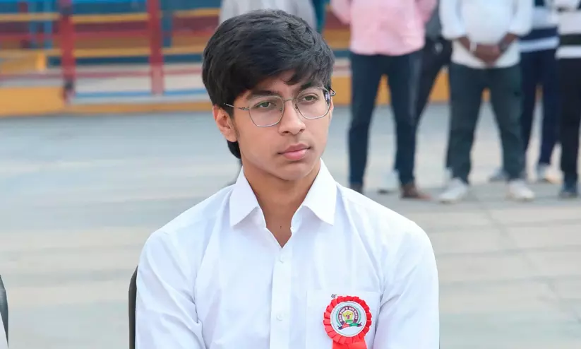 കാഴ്ചാ പരിമിതർക്ക് പരീക്ഷ എഴുതാൻ കൂട്ട്; പ്ലസ് ടു വിദ്യാർഥി സിയൂസിന്റെ ആശയം വൈറൽ കാഴ്ചാ പരിമിതർക്ക് പരീക്ഷ എഴുതാൻ കൂട്ട്; പ്ലസ് ടു വിദ്യാർഥി സിയൂസിന്റെ ആശയം വൈറൽ