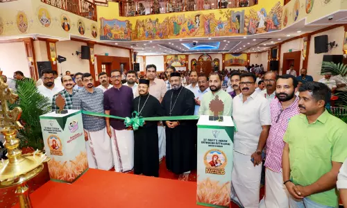 സെന്റ് മേരീസ് കത്തീഡ്രലില്‍ ആദ്യ ഫലപ്പെരുന്നാള്‍ ആരംഭിച്ചു
