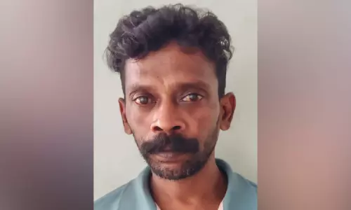 ആൺകുട്ടിയെ തട്ടിക്കൊണ്ടുപോയി ലൈംഗികാതിക്രമം; പോക്സോ കേസിൽ പ്രതിക്ക് 17 വർഷം കഠിനതടവും പിഴയും ആൺകുട്ടിയെ തട്ടിക്കൊണ്ടുപോയി ലൈംഗികാതിക്രമം; പോക്സോ കേസിൽ പ്രതിക്ക് 17 വർഷം കഠിനതടവും പിഴയും