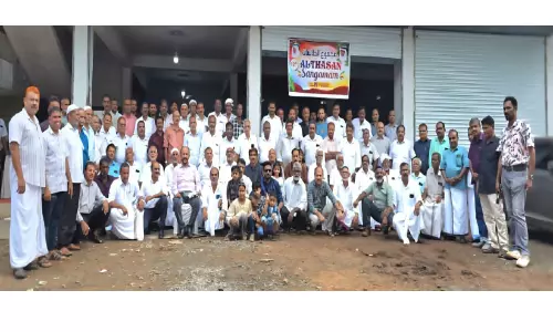 അ​റ​ബ് സ്നേ​ഹം കേ​ര​ള​ത്തി​ലും; തൊ​ഴി​ലാ​ളി സം​ഗ​മ​ത്തി​ൽ അ​തി​ഥി​യാ​യി സൗ​ദി പൗ​ര​ൻ