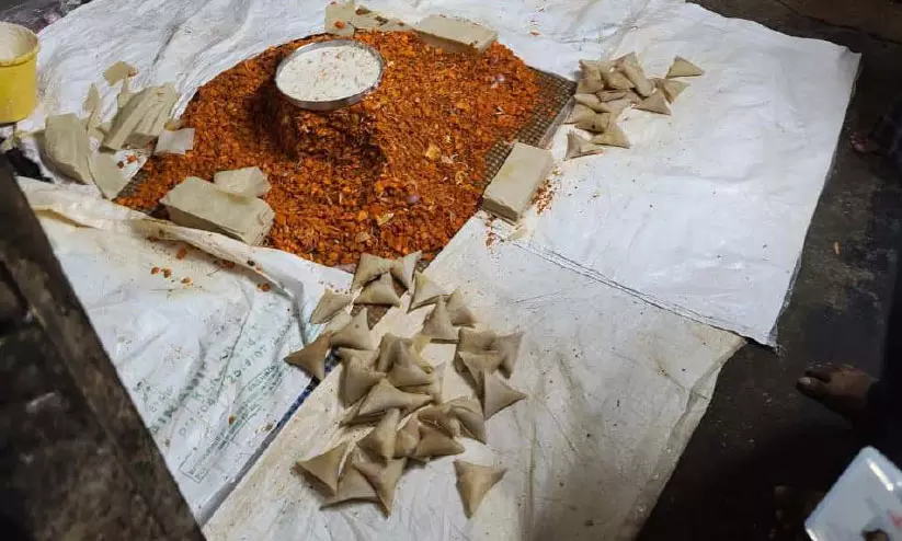 രുചിയിൽ കേമം; വൃത്തി അത്ര പോരാ... രുചിയിൽ കേമം; വൃത്തി അത്ര പോരാ...
