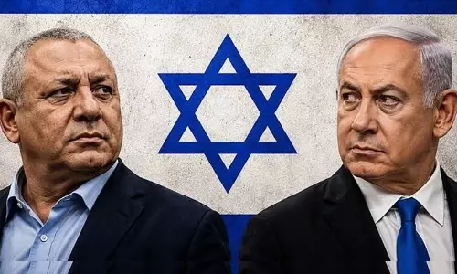 Israeli Prime Minister Benjamin Netanyahu and opposition challenger Gadi Eisenkot