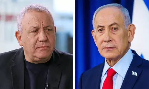 Israels parliamentary elections ended in a deadlock with Netanyahus bloc winning 53 seats and the opposition securing 48, leaving Arab-led parties with 19 seats as kingmakers. Israels parliamentary elections ended in a deadlock with Netanyahus bloc winning 53 seats and the opposition securing 48, leaving Arab-led parties with 19 seats as kingmakers.