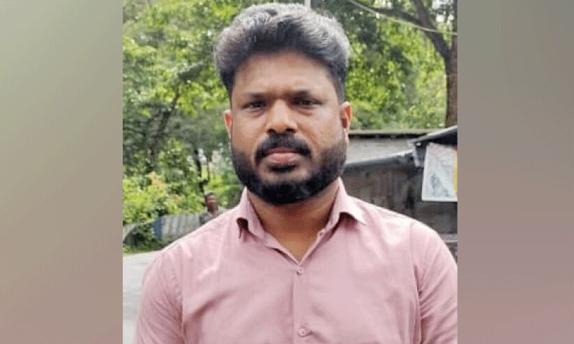 ലഹരിക്കടത്തിലെ പ്രധാന കണ്ണി പിടിയില് ലഹരിക്കടത്തിലെ പ്രധാന കണ്ണി പിടിയില്