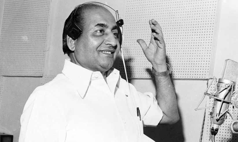 അഭി ന ജാവോ ഛോഡ് കർ കേ ​ദി​ൽ അ​ഭി ഭ​ര ന​ഹി