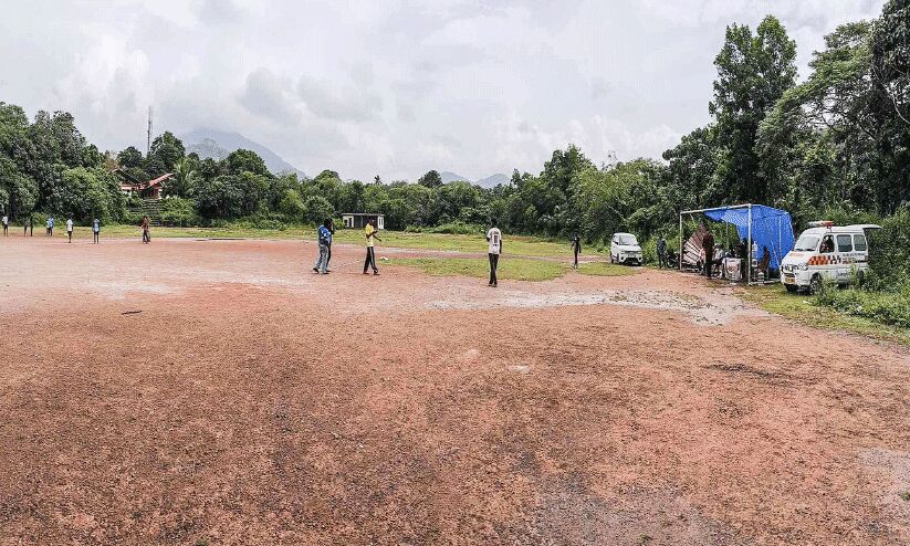 പോളിടെക്നിക് ഗ്രൗണ്ട്സി ന്തറ്റിക് ആക്കുമെന്നത് പ്രഖ്യാപനത്തിലൊതുങ്ങി പോളിടെക്നിക് ഗ്രൗണ്ട്സി ന്തറ്റിക് ആക്കുമെന്നത് പ്രഖ്യാപനത്തിലൊതുങ്ങി