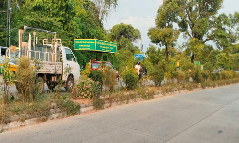 ഈ ഡോക്ടർ പരിസ്ഥിതിക്ക് നൽകുന്നത് ജീവന്‍റെ വിലയുള്ള ‘മരുന്ന്’