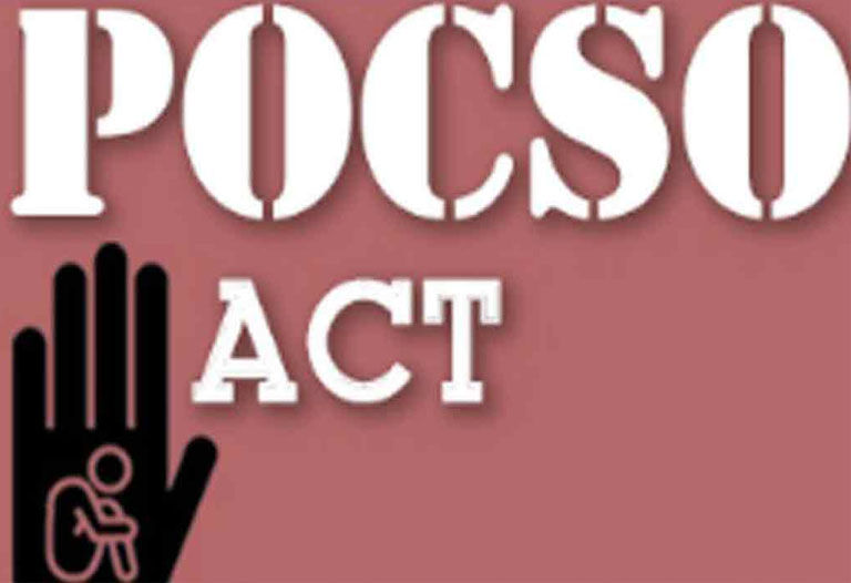 പ്രായപൂർത്തിയാകാത്ത പെൺകുട്ടിയെ വിവാഹം കഴിക്കുന്നത് ബലാത്സംഗ കുറ്റങ്ങളിൽ നിന്നുള്ള സംരക്ഷണമല്ല -ബോംബെ ഹൈകോടതി പ്രായപൂർത്തിയാകാത്ത പെൺകുട്ടിയെ വിവാഹം കഴിക്കുന്നത് ബലാത്സംഗ കുറ്റങ്ങളിൽ നിന്നുള്ള സംരക്ഷണമല്ല -ബോംബെ ഹൈകോടതി