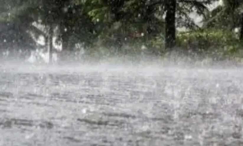 ഒറ്റപ്പെട്ട് പുന്ന; ദുരിതംപേറി ആയിരത്തോളം കുടുംബങ്ങൾ ഒറ്റപ്പെട്ട് പുന്ന; ദുരിതംപേറി ആയിരത്തോളം കുടുംബങ്ങൾ