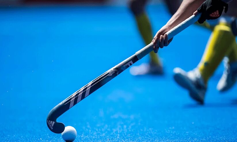 കേരള ഹോക്കി‍യെ തല്ലാൻ സ്റ്റിക്കെടുത്ത് സർക്കാർ