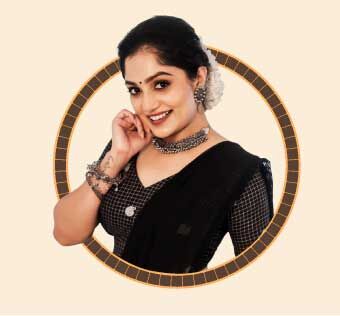 ആര്യ ഹാപ്പിയാണ്