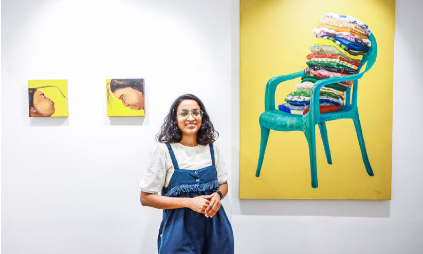 പെണ്മക്ക് നിറം നൽകി സൂരജ പെണ്മക്ക് നിറം നൽകി സൂരജ