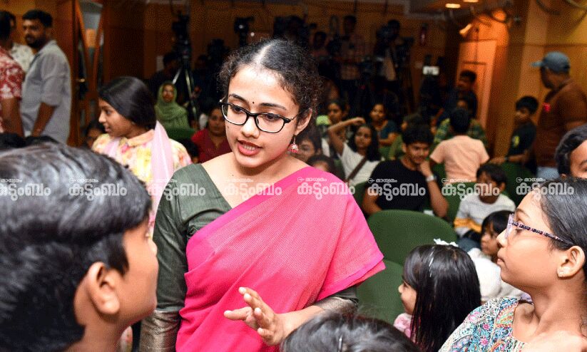 ‘ബൈക്ക് ആക്സിഡന്‍റിൽ വലതുകൈ നഷ്ടമായി, വിലപിച്ചിരിക്കാതെ പോരാടി സിവിൽ സർവിസ് കൈപ്പിടിയിലൊതുക്കി’ -അറിയാം, പാർവതി ഗോപകുമാർ എറണാകുളം അസി. കലക്ടറായ കഥ