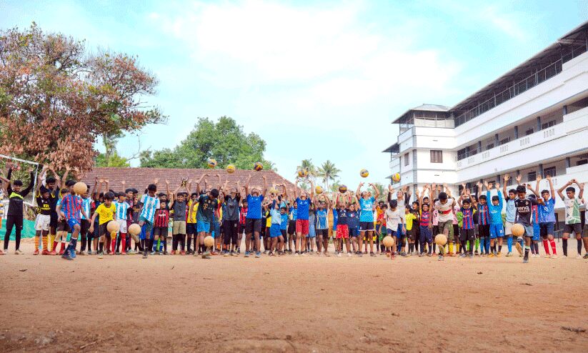 ഇവിടെ അവധിക്കാലം നേരമ്പോക്കല്ല... ഇവിടെ അവധിക്കാലം നേരമ്പോക്കല്ല...