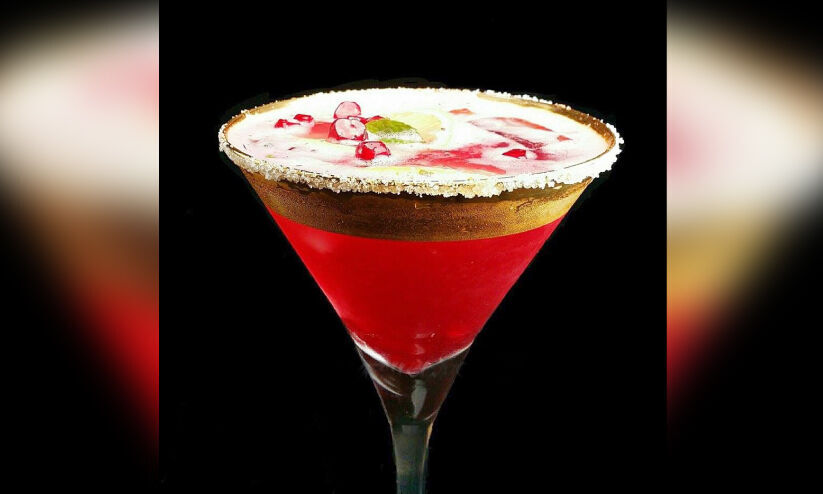 മാതളം നാരങ്ങ സ്പ്രിറ്റ്സർ