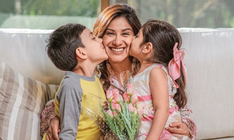 അമ്മമാർക്ക് മക്കളിൽനിന്ന് പഠിക്കാൻ ഒട്ടേറെ കാര്യങ്ങളുണ്ട് അമ്മമാർക്ക് മക്കളിൽനിന്ന് പഠിക്കാൻ ഒട്ടേറെ കാര്യങ്ങളുണ്ട്