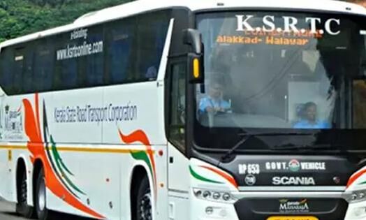സീറ്റ് ബുക്ക് ചെയ്ത ബസ് മുന്നറിയിപ്പില്ലാതെ റദ്ദാക്കി, പണം തിരിച്ചു നൽകിയില്ല; 82,555 രൂപ നഷ്ടപരിഹാരം നൽകി അറസ്റ്റ് ഒഴിവാക്കി കെ.എസ്.ആർ.ടി.സി എം.ഡി സീറ്റ് ബുക്ക് ചെയ്ത ബസ് മുന്നറിയിപ്പില്ലാതെ റദ്ദാക്കി, പണം തിരിച്ചു നൽകിയില്ല; 82,555 രൂപ നഷ്ടപരിഹാരം നൽകി അറസ്റ്റ് ഒഴിവാക്കി കെ.എസ്.ആർ.ടി.സി എം.ഡി