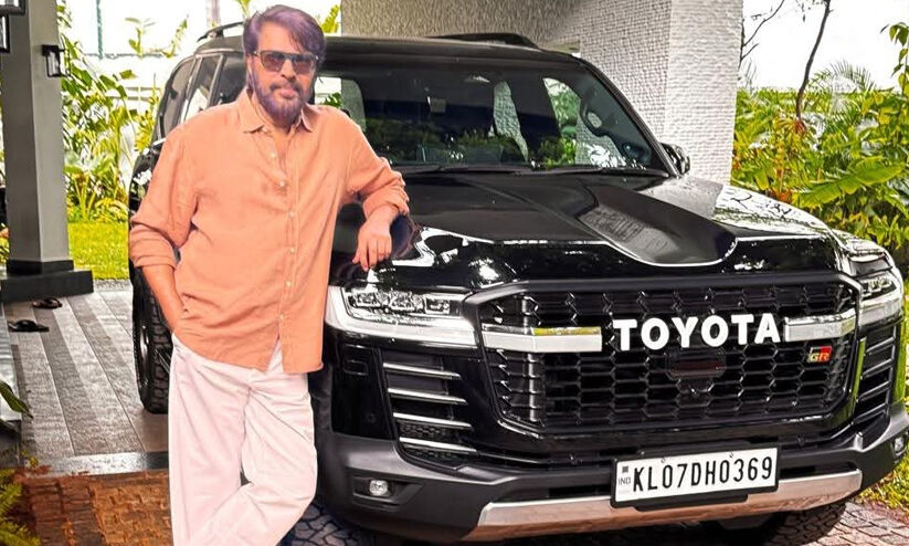 പുത്തൻ ലുക്കിൽ സ്വയം ഡ്രൈവ് ചെയ്ത് മമ്മൂക്ക വിമാനത്താവളത്തിൽ എത്തിയത് ഇഷ്ട്ട വാഹനത്തിൽ; ടൊയോട്ട ലാൻഡ് ക്രൂയിസറിനെകുറിച്ച് കൂടുതൽ അറിയാം പുത്തൻ ലുക്കിൽ സ്വയം ഡ്രൈവ് ചെയ്ത് മമ്മൂക്ക വിമാനത്താവളത്തിൽ എത്തിയത് ഇഷ്ട്ട വാഹനത്തിൽ; ടൊയോട്ട ലാൻഡ് ക്രൂയിസറിനെകുറിച്ച് കൂടുതൽ അറിയാം