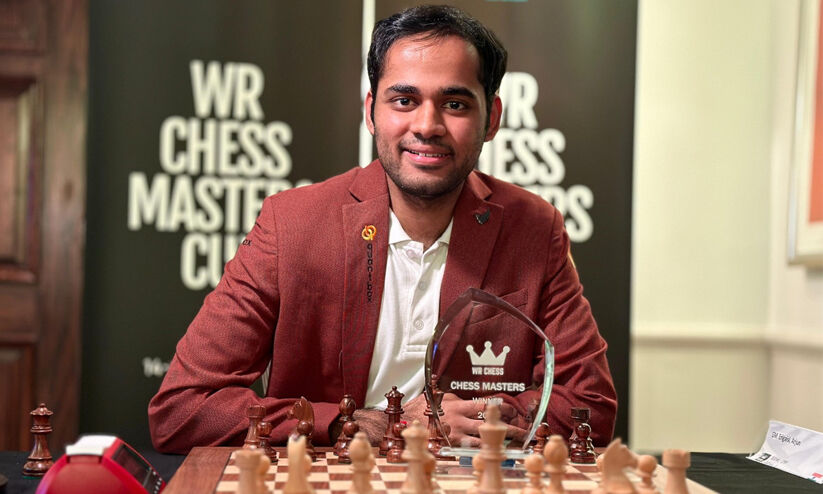 ഡബ്ല്യു.ആർ ചെസ് മാസ്റ്റേഴ്സ്: അർജുൻ എരിഗെയ്സി കരുക്കൾ നീക്കിയത് സ്വപ്ന നേട്ടത്തിലേക്ക് ഡബ്ല്യു.ആർ ചെസ് മാസ്റ്റേഴ്സ്: അർജുൻ എരിഗെയ്സി കരുക്കൾ നീക്കിയത് സ്വപ്ന നേട്ടത്തിലേക്ക്