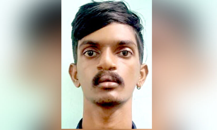 സ്കൂ​ട്ട​ർ യാ​ത്രി​ക​യെ ത​ള്ളി​യി​ട്ട യു​വാ​വ് അ​റ​സ്റ്റി​ൽ