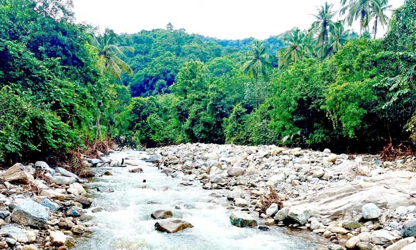 വിലങ്ങാട് ഉരുൾപൊട്ടൽ: ദുരന്തം ആവർത്തിച്ചിട്ടും പിന്മാറാതെ ഖനനമാഫിയ