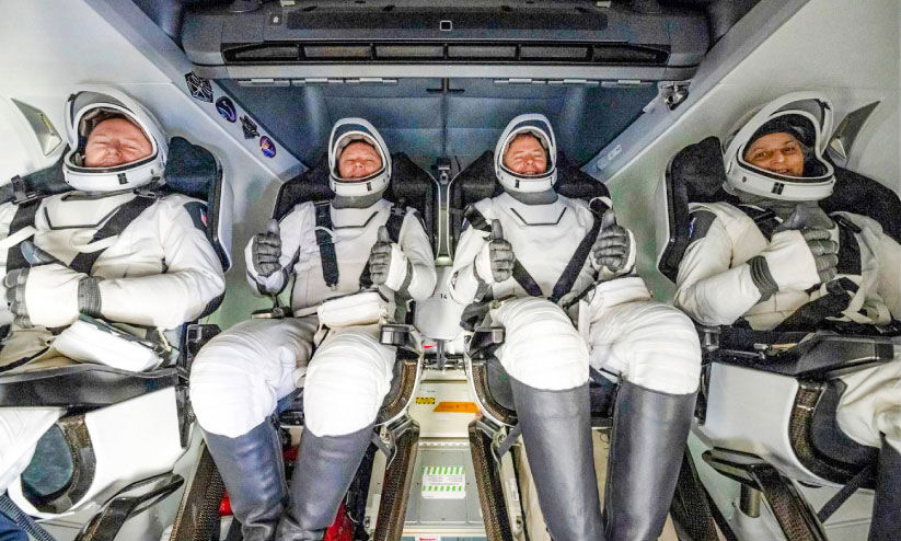 മാനത്തുനിന്നവർ വന്നപ്പോൾ മാനത്തുനിന്നവർ വന്നപ്പോൾ