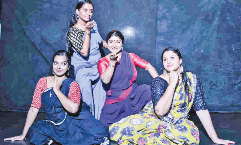 അയ്യങ്കാളിയുടെ ചരിത്ര മുഹൂർത്തങ്ങൾ മോഹിനിയാട്ട രൂപത്തിൽ അരങ്ങിലേക്ക്