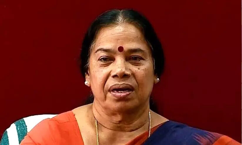 പി.കെ. ശ്രീമതിക്ക്​ വിലക്ക്​; സി.പി.എമ്മിൽ അസാധാരണ തർക്കം