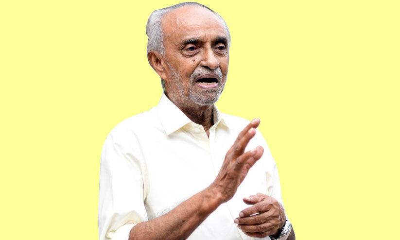 സർദാർ സ്വരൺ സിങ് സമ്മാനിച്ച രാമചന്ദ്രൻ