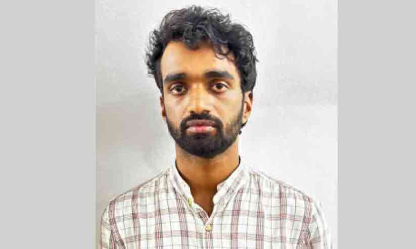 ഡോക്ടർ ചമഞ്ഞ് ചികിത്സ നടത്തിയ ആളെ അറസ്റ്റ് ചെയ്കു; പ്രതി നഴ്സ്