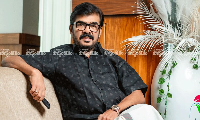 ‘‘സ്ത്രീ സുരക്ഷയുള്ള ഇടമാണ് സിനിമ... നായകനാകുന്നത് ഭാഗ്യമാണെന്ന് തോന്നുന്നില്ല’’ -സിനിമ, ജീവിത വിശേഷങ്ങളുമായി വിജയരാഘവൻ