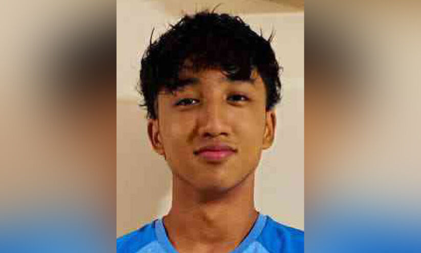 അണ്ടർ 17 ഫുട്ബാൾ: ഇന്ത്യൻ ക്യാമ്പിൽ മഞ്ചേരി സ്വദേശി ഇന്ദ്ര റാണ അണ്ടർ 17 ഫുട്ബാൾ: ഇന്ത്യൻ ക്യാമ്പിൽ മഞ്ചേരി സ്വദേശി ഇന്ദ്ര റാണ