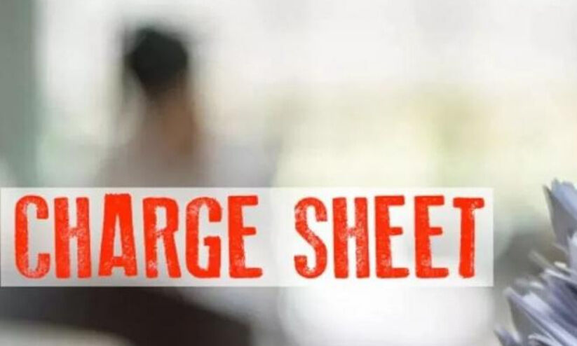 പുതിയ വാഹനത്തിന്റെ ടയർ തേഞ്ഞു; പരാതിക്കാരനെതിരെ കേസ് പുതിയ വാഹനത്തിന്റെ ടയർ തേഞ്ഞു; പരാതിക്കാരനെതിരെ കേസ്